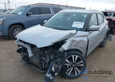 2020 Nissan Kicks Sv Xtronic Cvt from USA, damaged, VIN 3N1CP5CV0LL555490